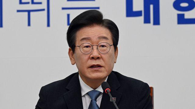 이재명, 코로나 입원에 대장동 재판도 연기