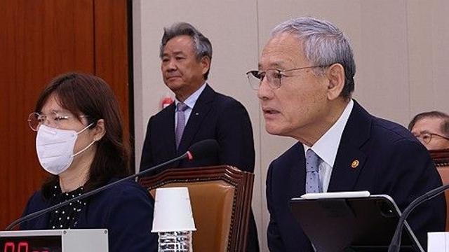 유인촌 장관 