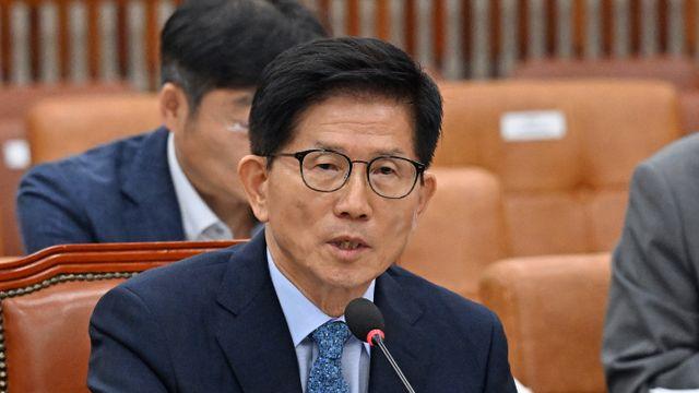[포토] 질의에 답하는 김문수 후보자