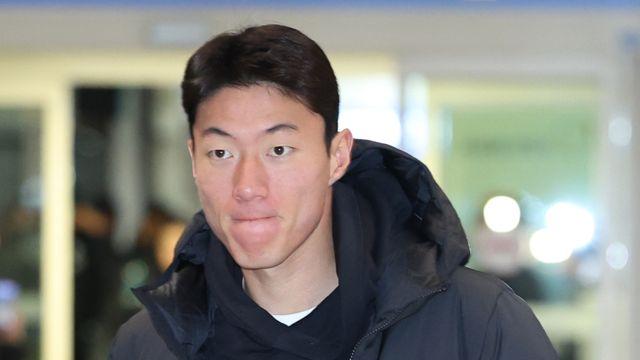 황의조 결국 '방출명단' 올랐다…노팅엄과 사실상 '완전 결별' 수순