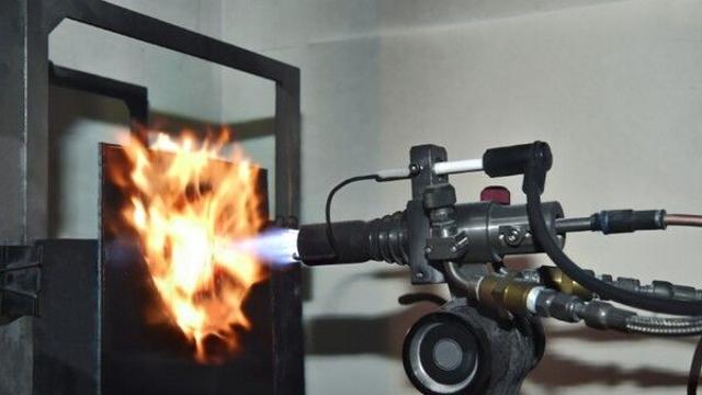 “열폭주를 늦춰라”…치열한 전기차 화재지연 기술 경쟁