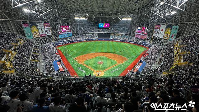900만 돌파한 KBO, 이제는 1000만 향해 전진…무더위보다 뜨거운 팬 열정