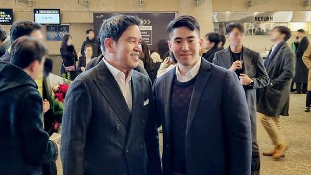 신세계 정용진 회장 큰 아들, 美 유명 금융사서 인턴중