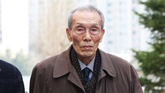 '강제추행 혐의' 오영수, 항소심 첫 공판 