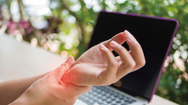 둘 중 한 명은 걸린다는 수근관증후군, 나는 괜찮을까?