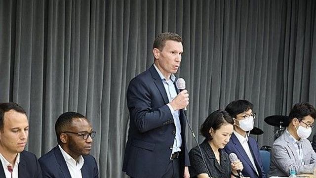 벤츠, 인천 전기차화재 피해자들에 E클래스 최대 1년 무상대여