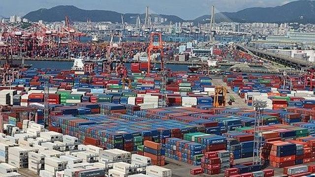 '車·반도체 주춤'에 생산 석달 연속 감소…소매판매 1.9%↓(종합2보)