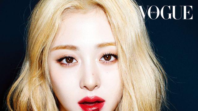 [★화보] 르세라핌 허윤진, 립스틱 하나로 완성한 가을 메이크업…‘고급스러움의 정석’