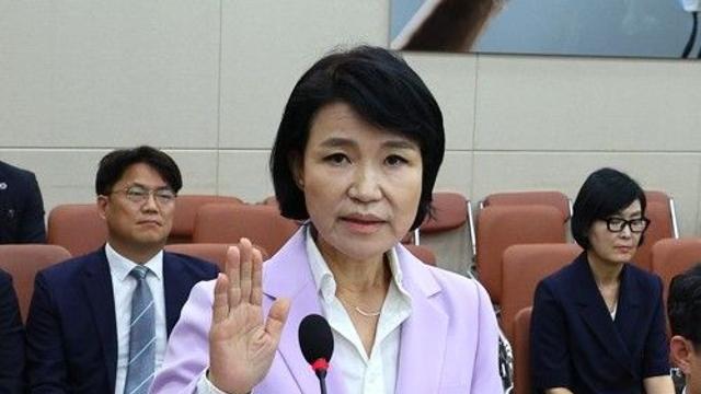 이진숙 방통위원장 탄핵심판 절차 오늘 시작…첫 준비기일