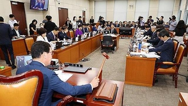 한동훈-이재명 논의한 '지구당 부활' 첫발…행안위 소위 회부