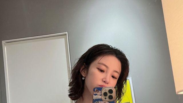 전효성, 우아함 가득한 롱스커트 룩…일상 속 세련미