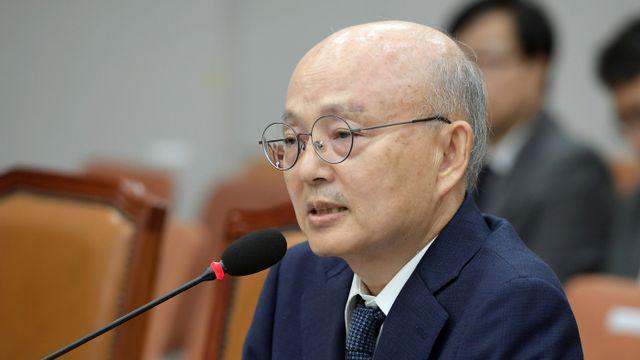 [포토] 안창호 국가인권위원장 후보자 '인사청문회 답변'