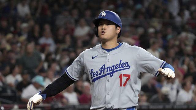 최초 50-50 향해 폭풍 질주 오타니 