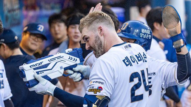 NC, 창원 키움전 '15연승' 패배를 잊었다…데이비슨 40홈런 쾅!+이용준 올해 첫 QS 호투로 연승 행진 [창원:스코어]