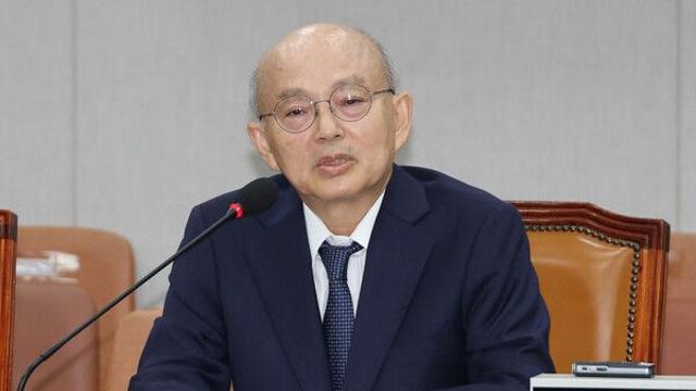 [청문회] 안창호 인권위원장 후보 “차별금지법 반대...공산주의 혁명에 이용될 수 있어”