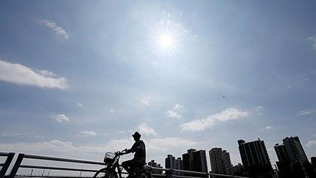 [날씨] 중부지방 흐리고 가끔 비…낮 최고온도 28∼33도