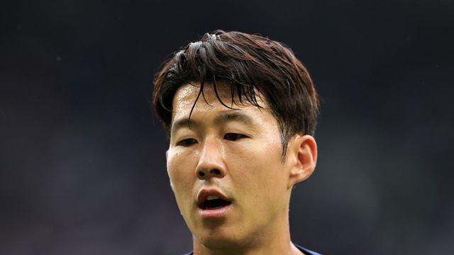 [오피셜] 손흥민 IN-스펜스 OUT...'41년 만에 우승 도전' 토트넘, 유로파 스쿼드 공개