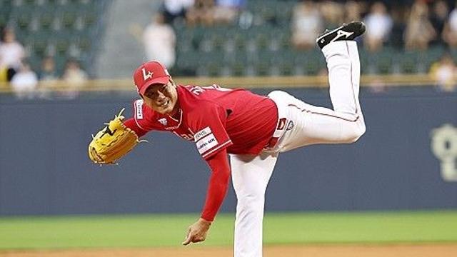 '쌍둥이 악몽' 벗어난 김광현 9승…SSG, LG 잡고 3연패 탈출