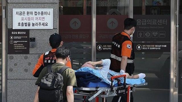 [이슈] 응급실 초비상에 尹 일보 후퇴.. 박찬대·한동훈 
