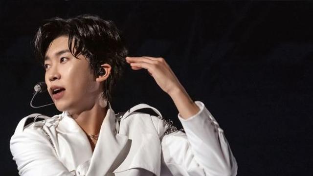 임영웅, '온기' MV 1,000만 뷰 돌파…역시 히어로