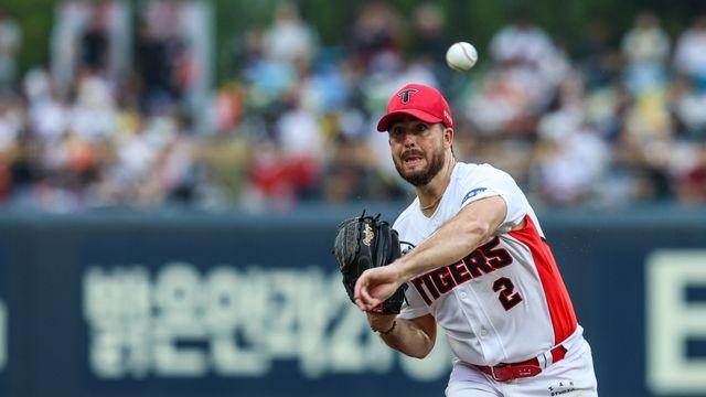 데뷔전 부진 만회했다! KIA 스타우트, 키움전 5이닝 8K 1실점→승리 요건 충족 [광주 라이브]