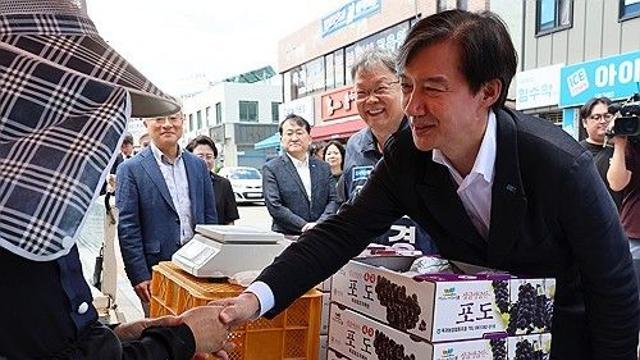 조국, 재보선까지 호남 월세살이…영광·곡성서 숙식 선거운동(종합)