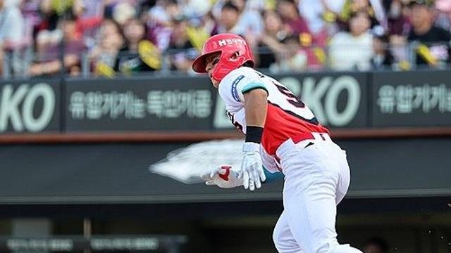 김도영, 역대 세 번째 '3할-30홈런-30도루-100타점-100득점'(종합)