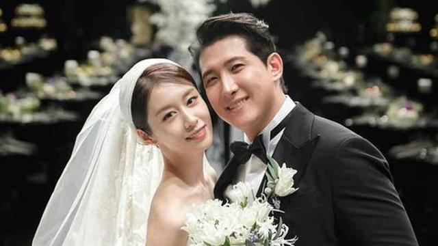 황재균 포착된 술집, 헌팅포차… '지연 이혼설' 다시 수면 위로