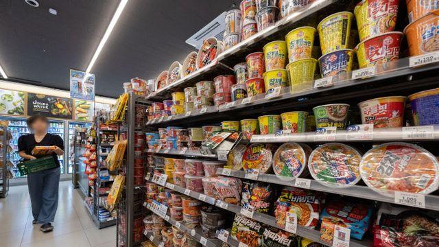 “삼촌, 추석 용돈은 충전해주세요”…현금 대신 선불카드 ‘대세’