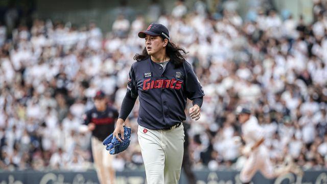 김원중, 시즌 6번째 BS...3G 연속 승리 실패한 롯데→5위와 3.5G 차이