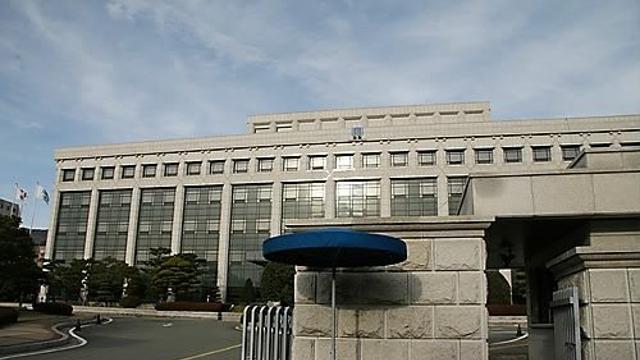 진료기록 위조해 현역병→사회복무요원 판정 전직 아이돌 기소