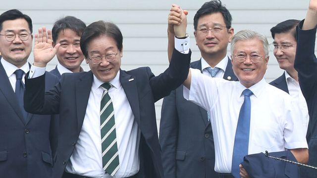 대통령실, 文 전 대통령의 尹 대통령 비판에 “스스로 되돌아봐야”