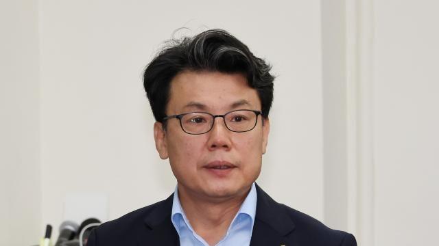 진성준, 한동훈 '외모품평' 논란...