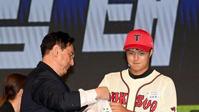 KIA, 1라운드 5순위로 덕수고 김태형 지명