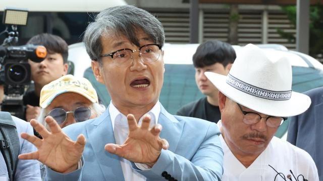 檢, '김여사 명품백 의혹' 최재영 수심위 이후 최종 처분할 듯