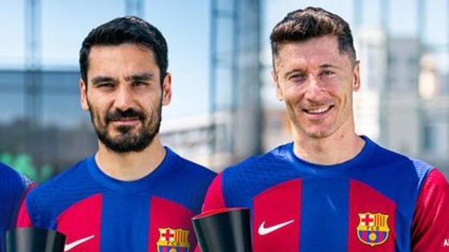 “오만한 레반도프스키에 원한 품고 있었어” 귄도안 1년 만에 돌아온 이유 나왔다