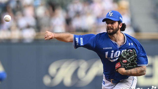 레예스 복귀 날, 코너 '담 증세' 말소 