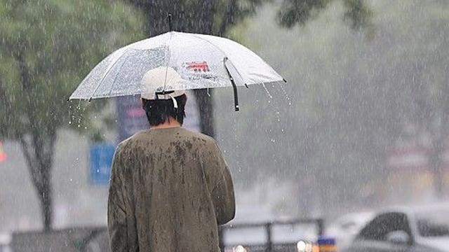 [날씨] 추석 연휴 첫날 비·소나기…남부는 낮 최고 35도