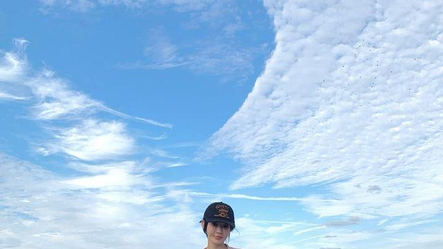 다비치 강민경, 런던을 배경으로 선보이는 가을 패션