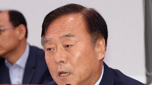 이재강 