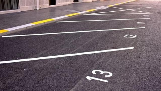 20대男이 아파트 경비원 다리 걸어 '뇌사상태'…구속영장