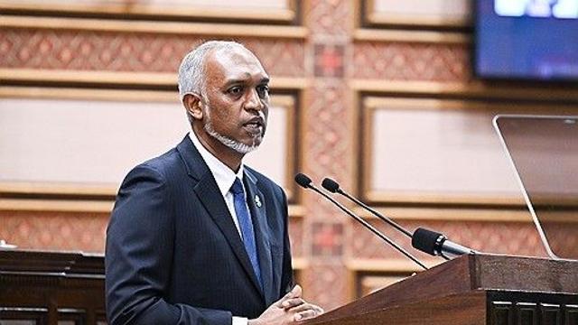 몰디브 외무, 신용등급 강등에 