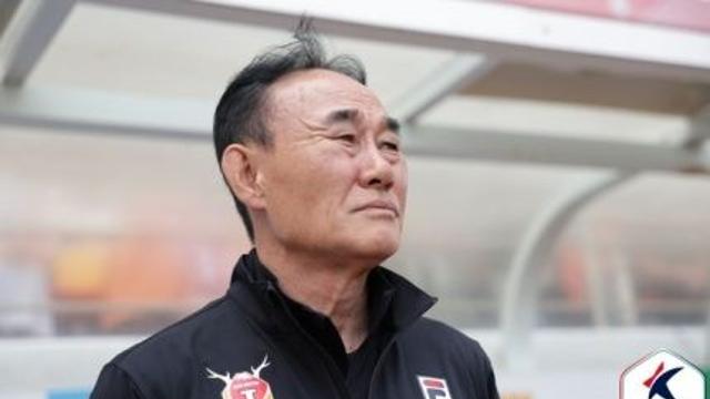[K리그1 기자회견] ‘0-4 완패’ 김학범 감독 “홈팬들에게 정말 죄송하다”