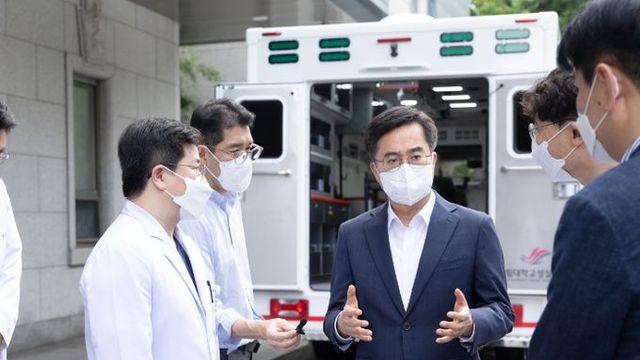 경기도 김동연, “추석 때 아프지 말자 덕담하는 현실 참담. 정부가 결자해지해야”
