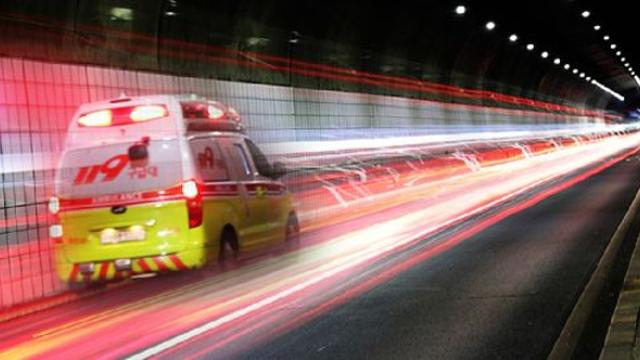 추석 연휴 첫날 광주서 분신 추정 화재…60대 남성 의식 불명