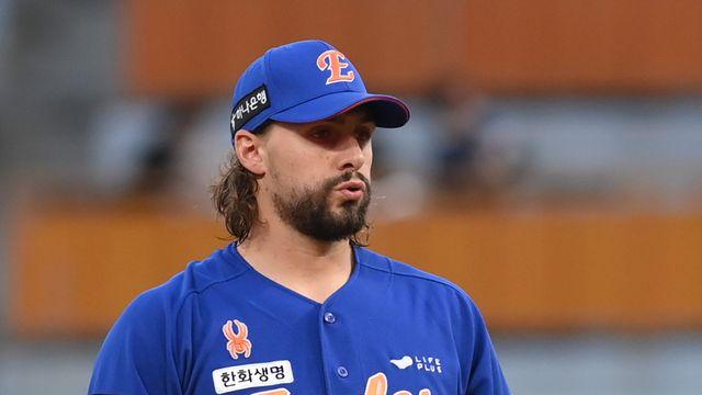 '4회 9실점 와르르' 와이스 너마저…6점 지원→3⅔이닝 10실점 '충격 붕괴' [부산 라이브]