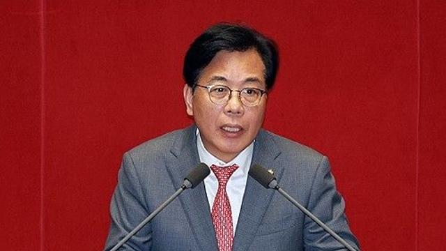 항우울제 처방 10년 새 65% 급증…20대서 거의 4배 증가