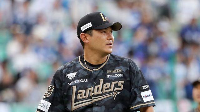 롯데 방출→우승→홀드왕, 노경은의 반전 드라마...