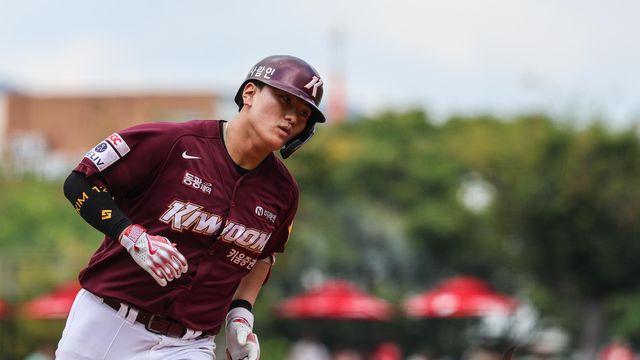 '대투수' 무너트린 '프로 2년 차' 타자의 한 방...