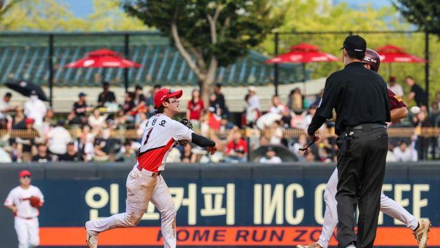 어수선 내야 수비→6실점 와르르, 'V12 도전' KIA 재확인 과제 '디테일' [광주 현장]